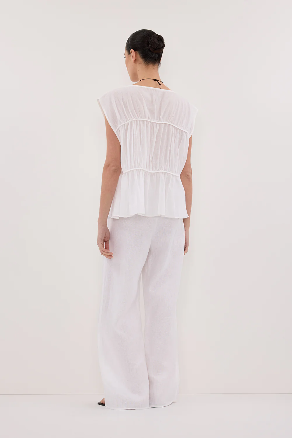 FLYNN WHITE LINEN BLEND TIERED TOP - Gamepaces