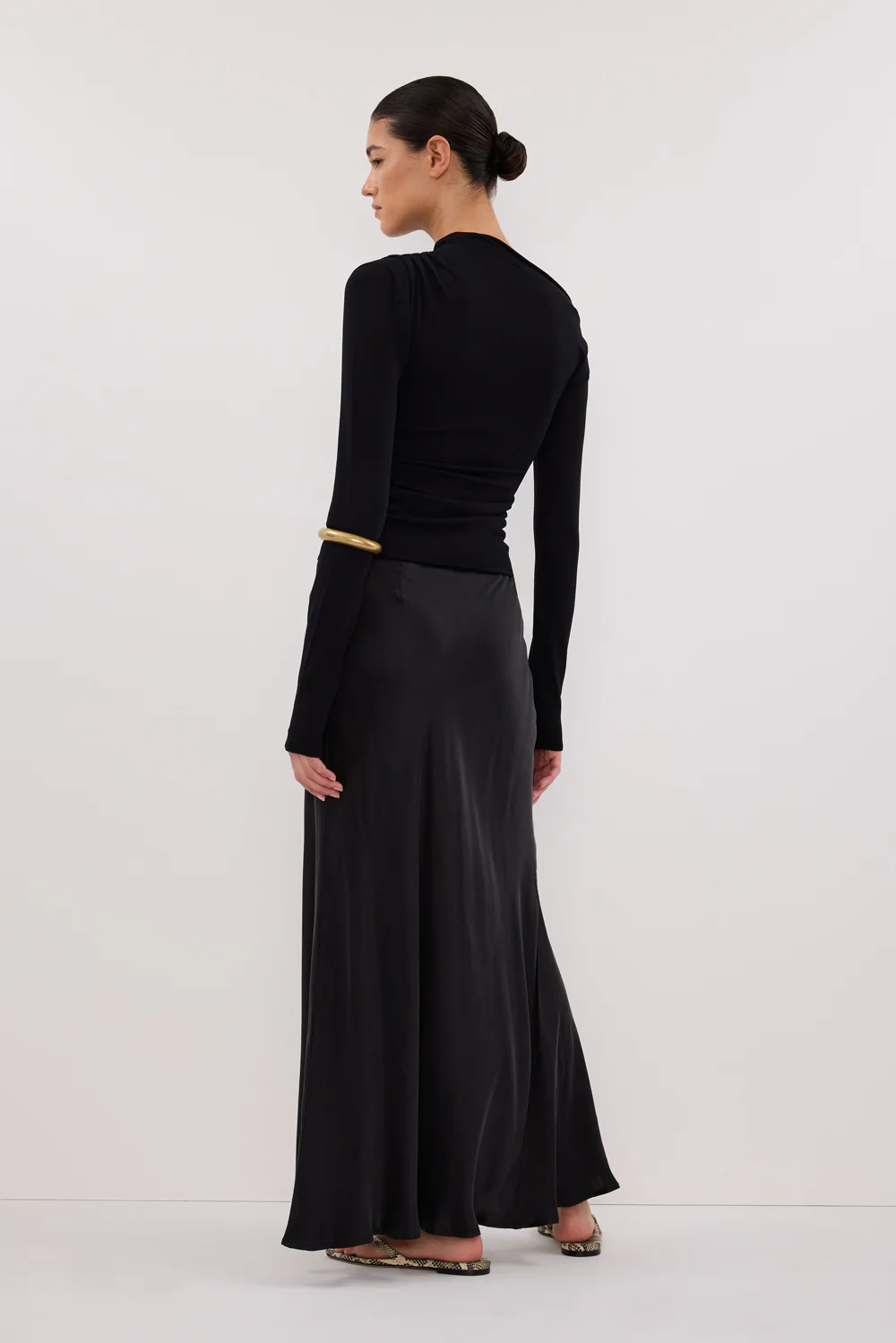 ARIEL BLACK LONG SLEEVE KNIT TOP - Gamepaces