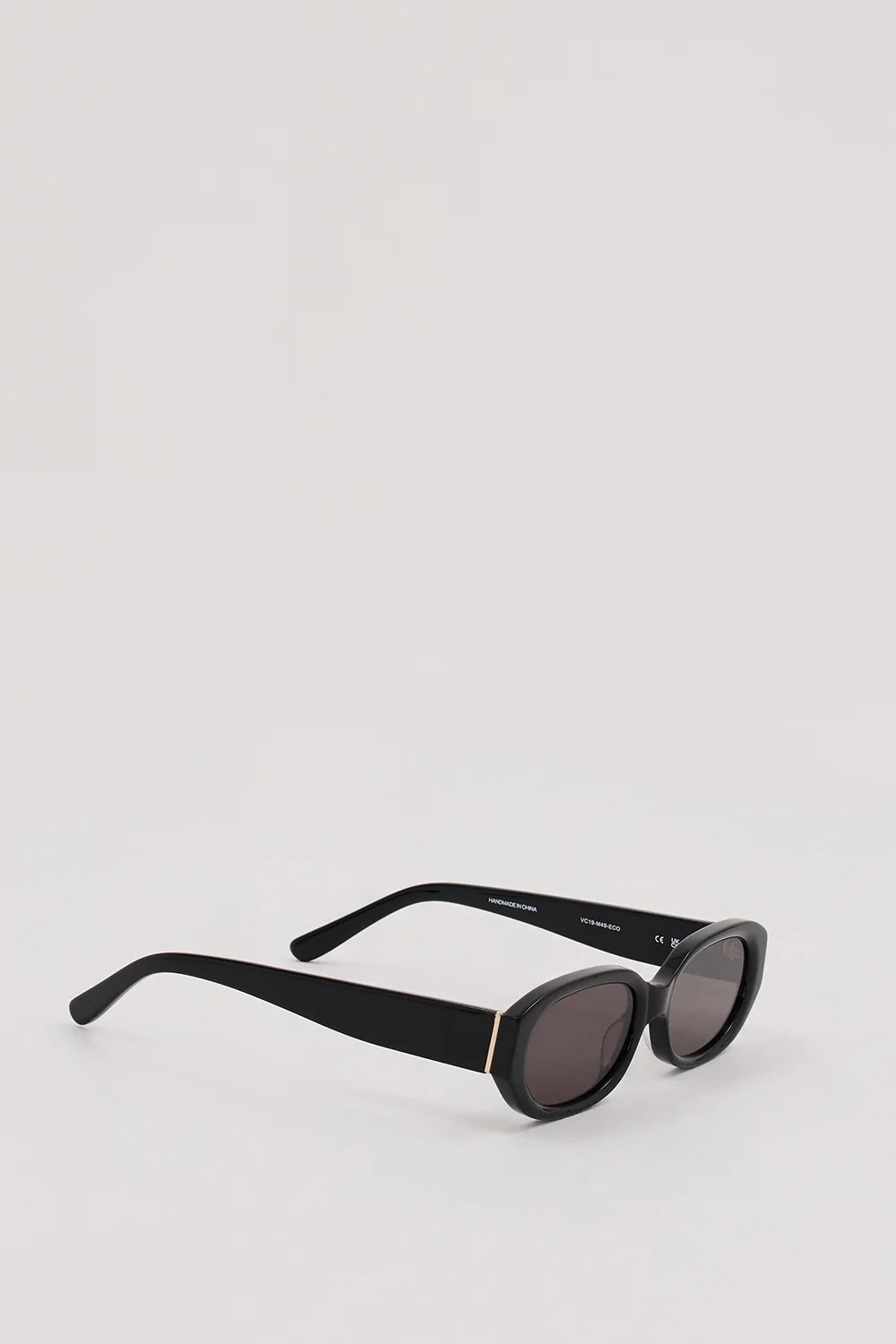 VELVET CANYON BLACK MANNEQUIN SUNGLASSES - Gamepaces