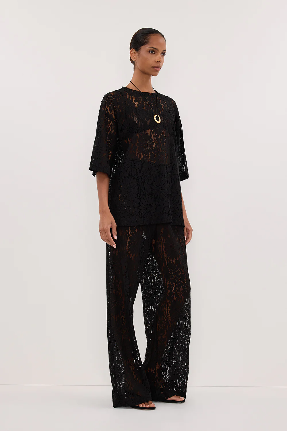 WILMA BLACK LACE TEE - Gamepaces