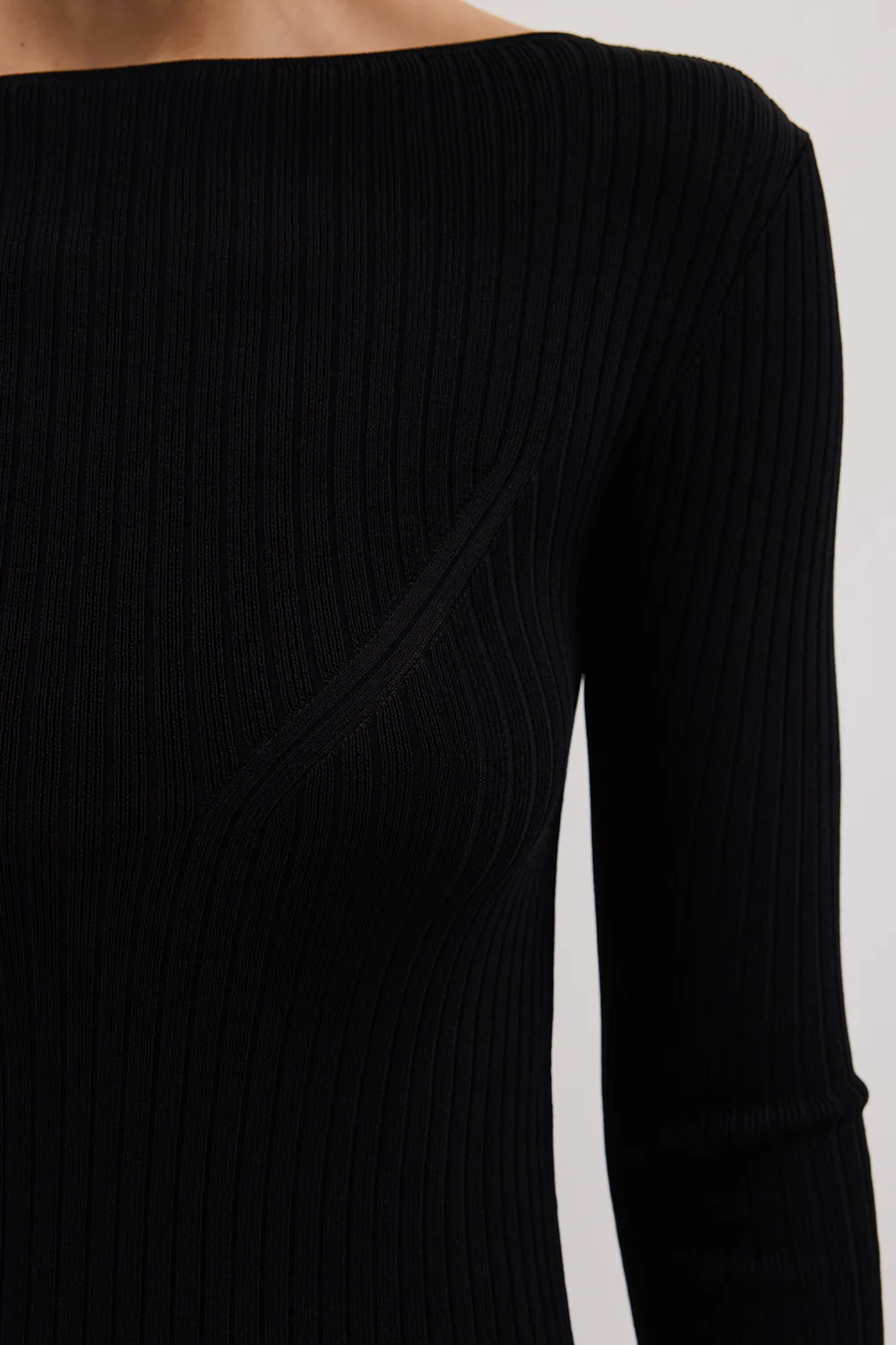 JOY BLACK LONGLINE KNIT TOP - Gamepaces