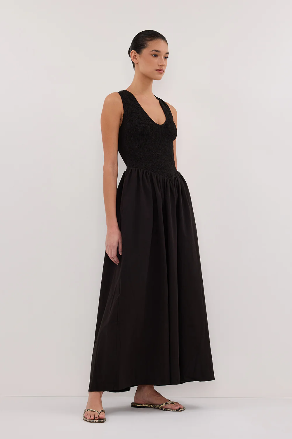 FLORENCE BLACK SLEEVELESS COTTON MIDI DRESS - Gamepaces