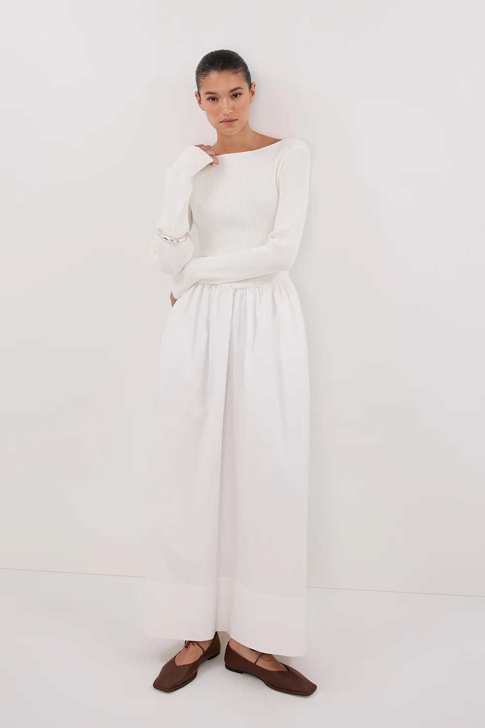 ABIGAIL WHITE HYBRID LONG SLEEVE MIDI DRESS - Gamepaces