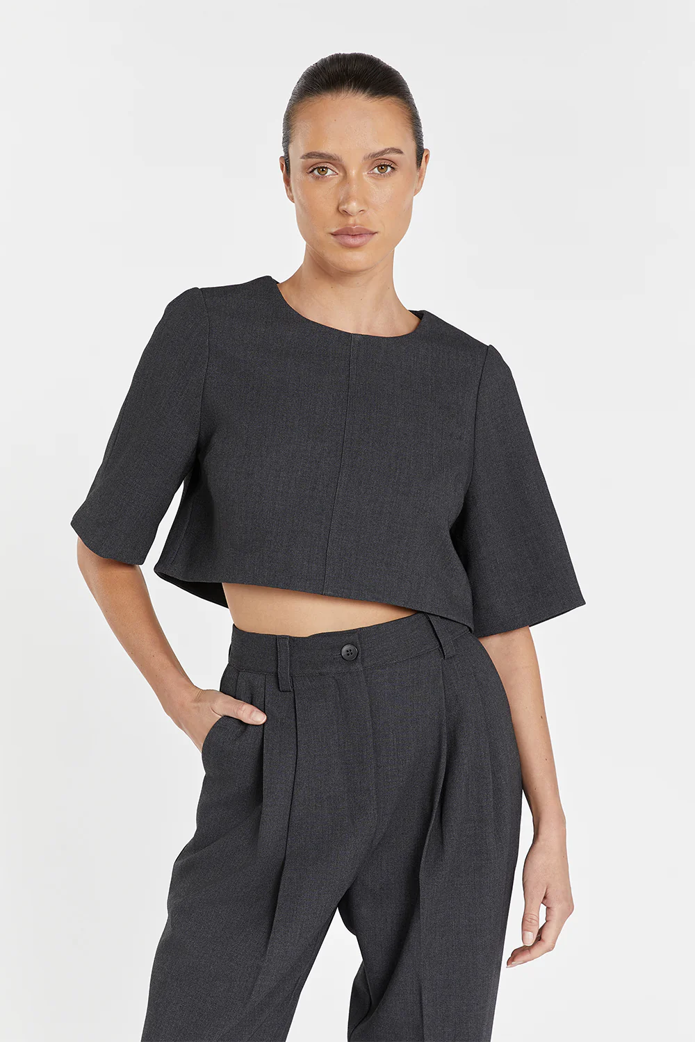 CAREY CHARCOAL CROPPED TEE - Gamepaces