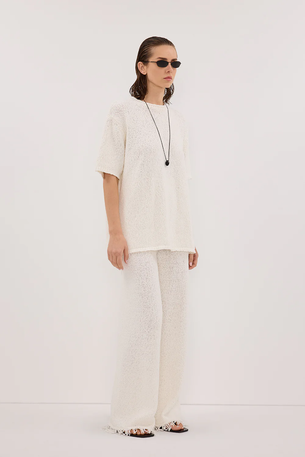 SUE OFF WHITE OVERSIZED KNIT TEE - Gamepaces