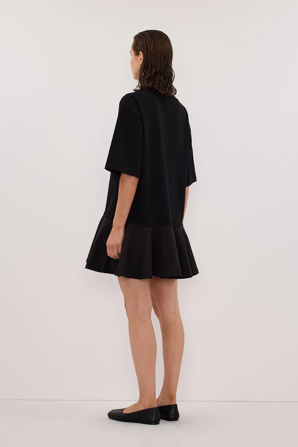 NOAH BLACK SHORT SLEEVE RUFFLE MINI DRESS - Gamepaces