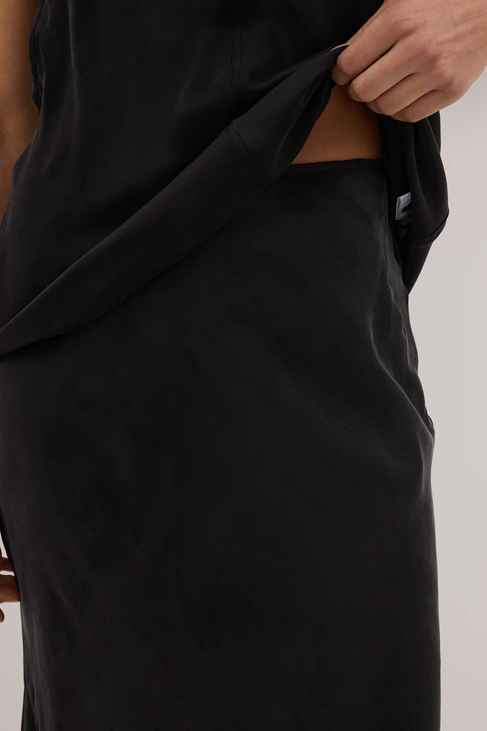 COLETTE BLACK SILK SKIRT - Gamepaces