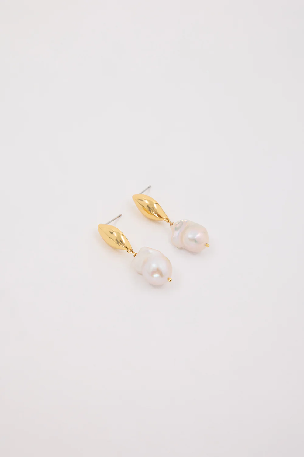 AMBER SCEATS ISOLA EARRING GOLD - Gamepaces
