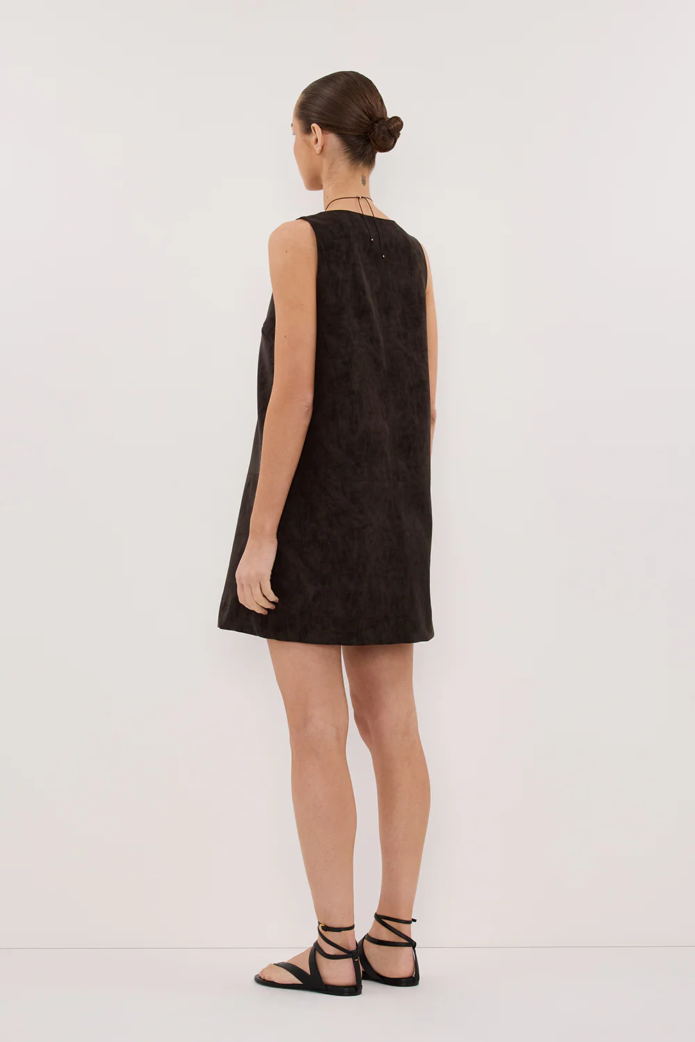 OAKLAND CHOC FAUX SUEDE MINI DRESS - Gamepaces