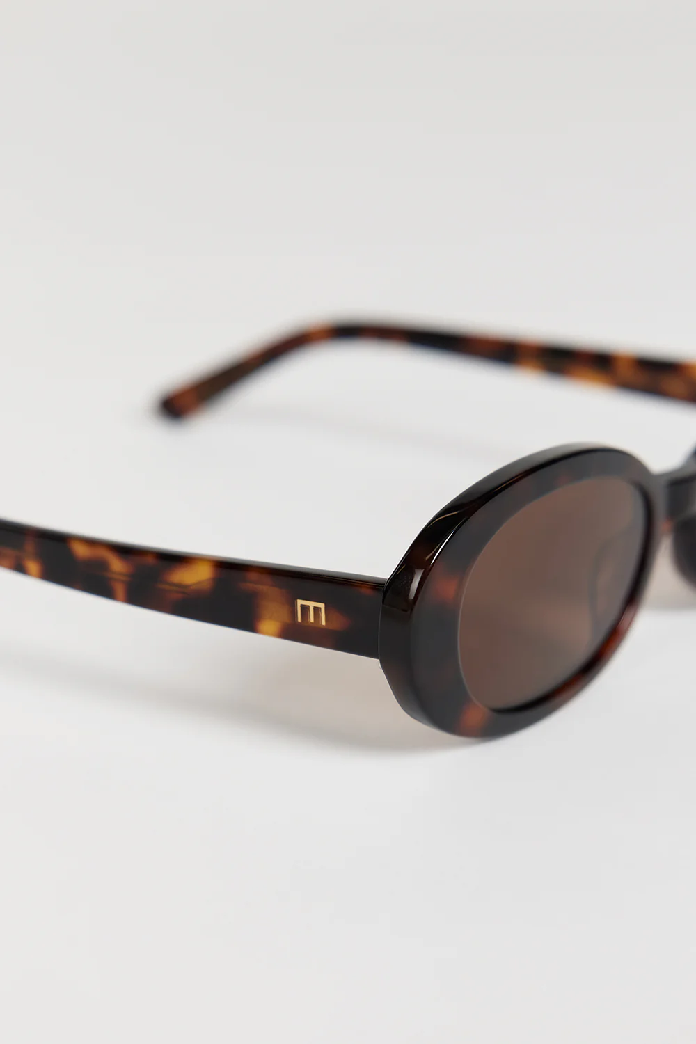 ELISA JOHNSON LYRIC LEIGH IN BROWN TORTOISE SUNGLASSES - Gamepaces