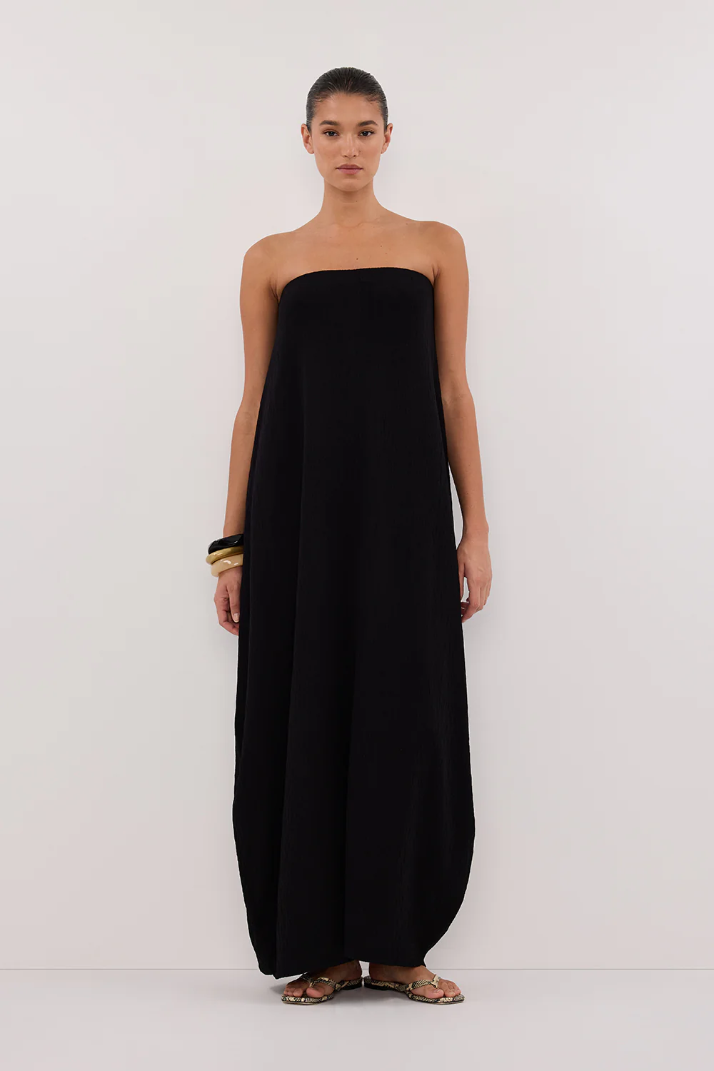 ALIAS BLACK TEXTURED KNIT STRAPLESS MIDI DRESS - Gamepaces