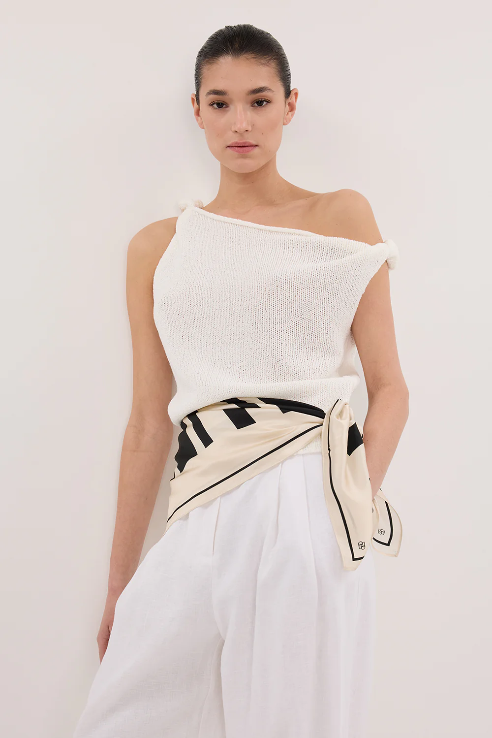 KARA OFF WHITE ASYM KNIT TOP - Gamepaces