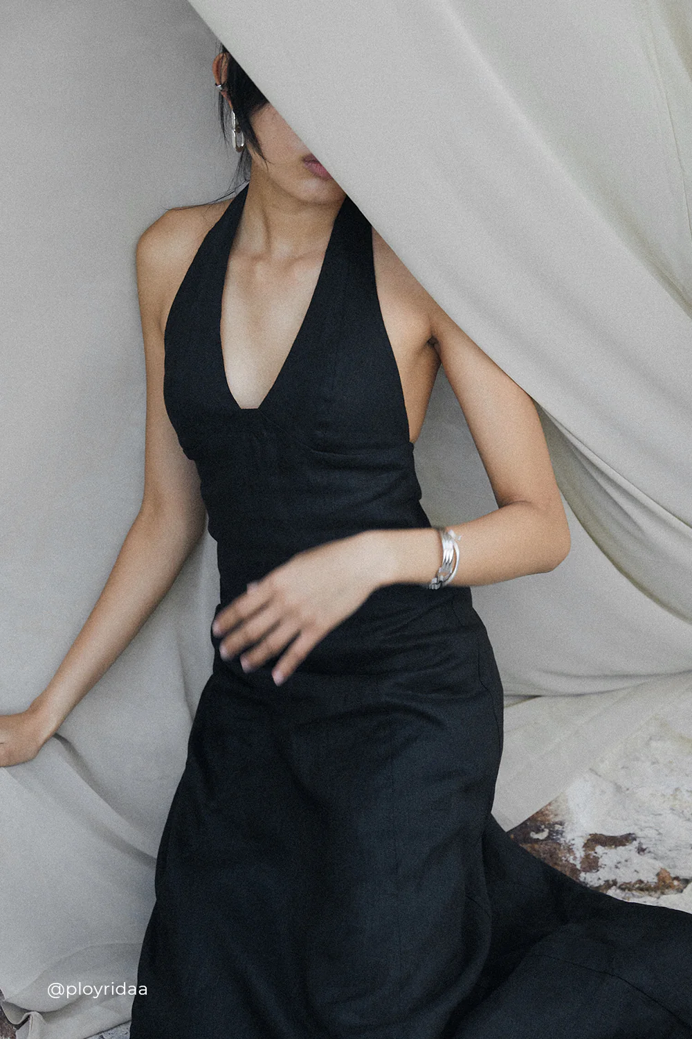 AUDREY BLACK HALTER LINEN MIDI DRESS - Gamepaces