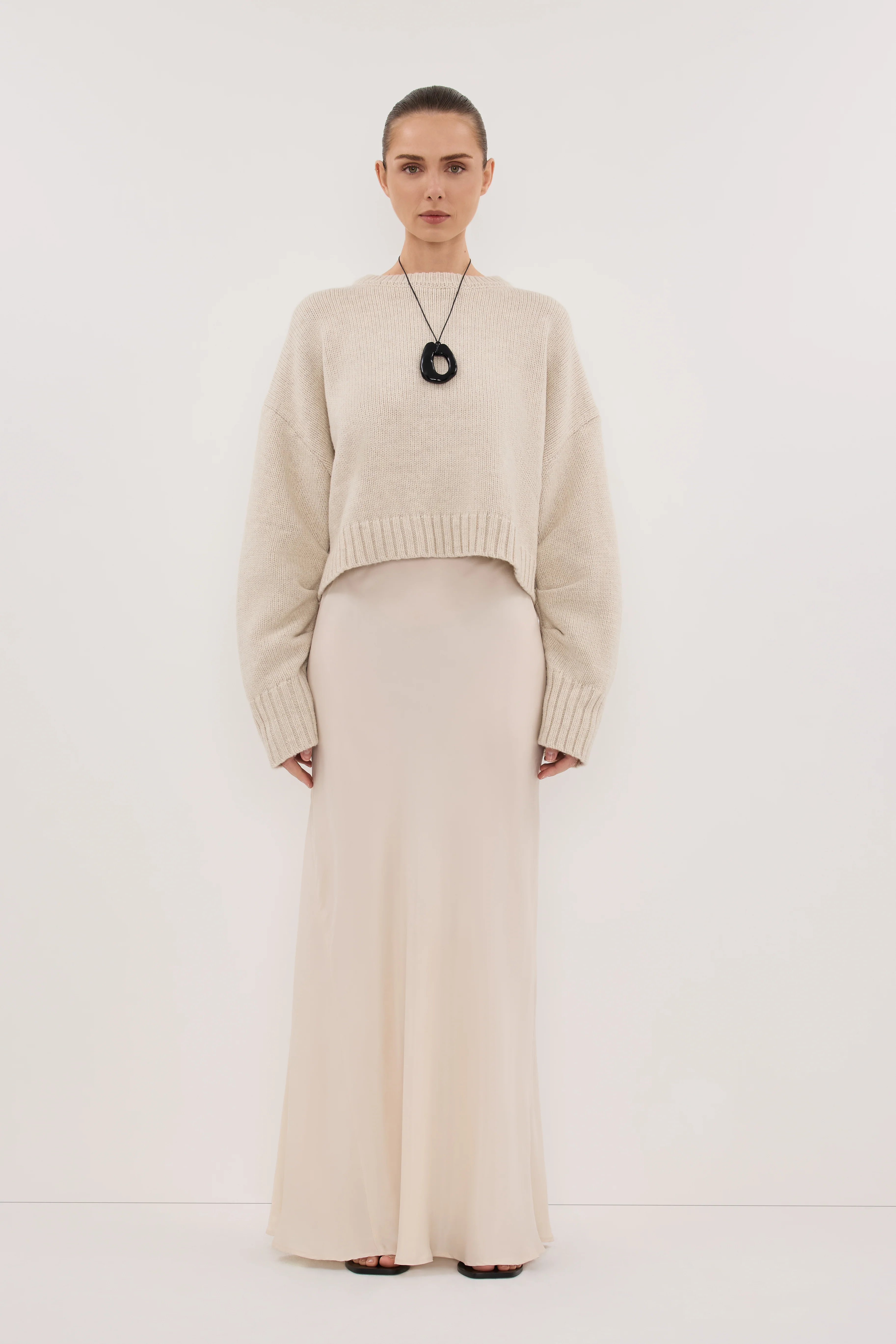 AMY CHALK CREW NECK KNIT JUMPER - Gamepaces