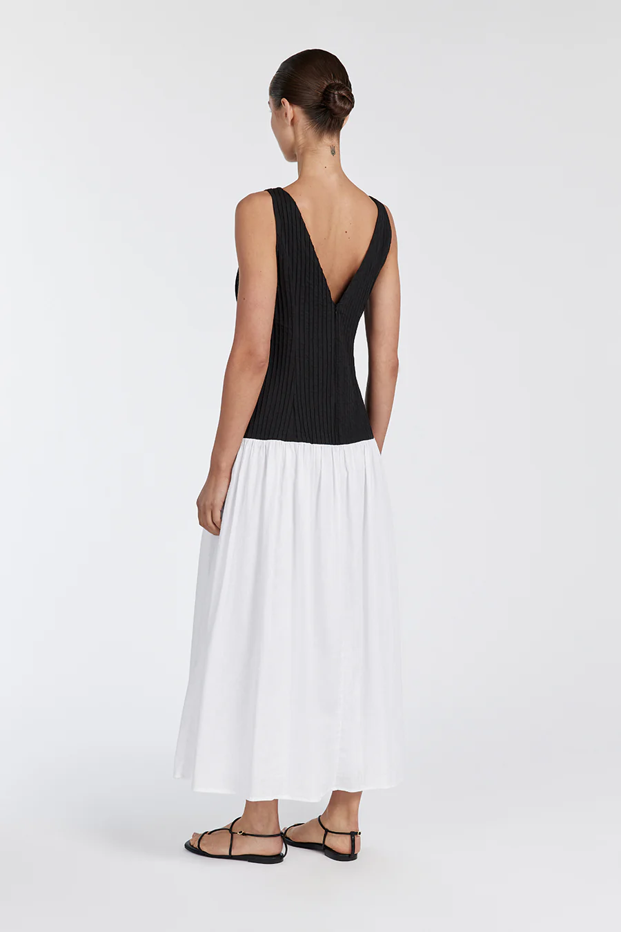 KELSIE BLACK & WHITE MIDI DRESS - Gamepaces