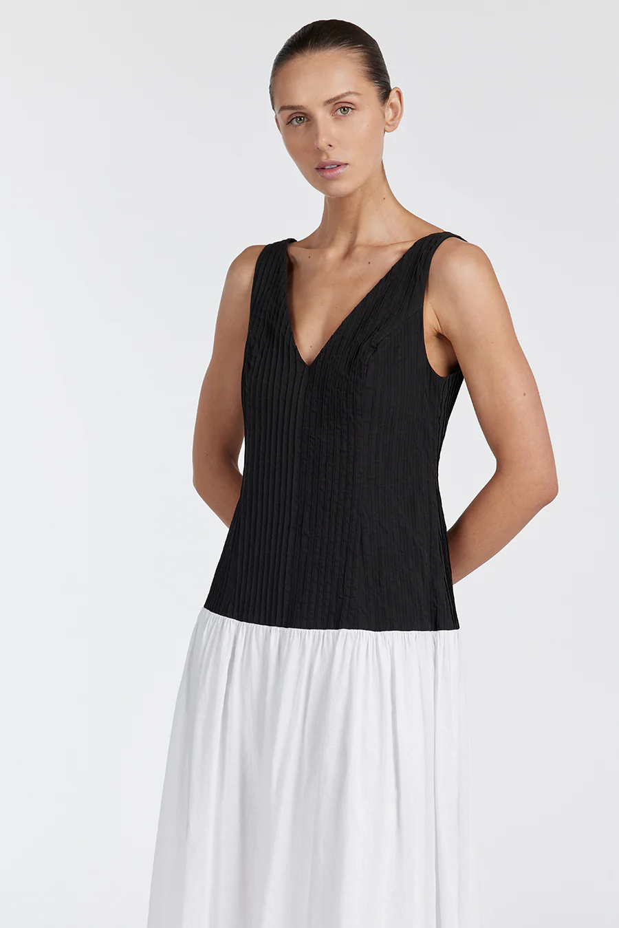 KELSIE BLACK & WHITE MIDI DRESS - Gamepaces