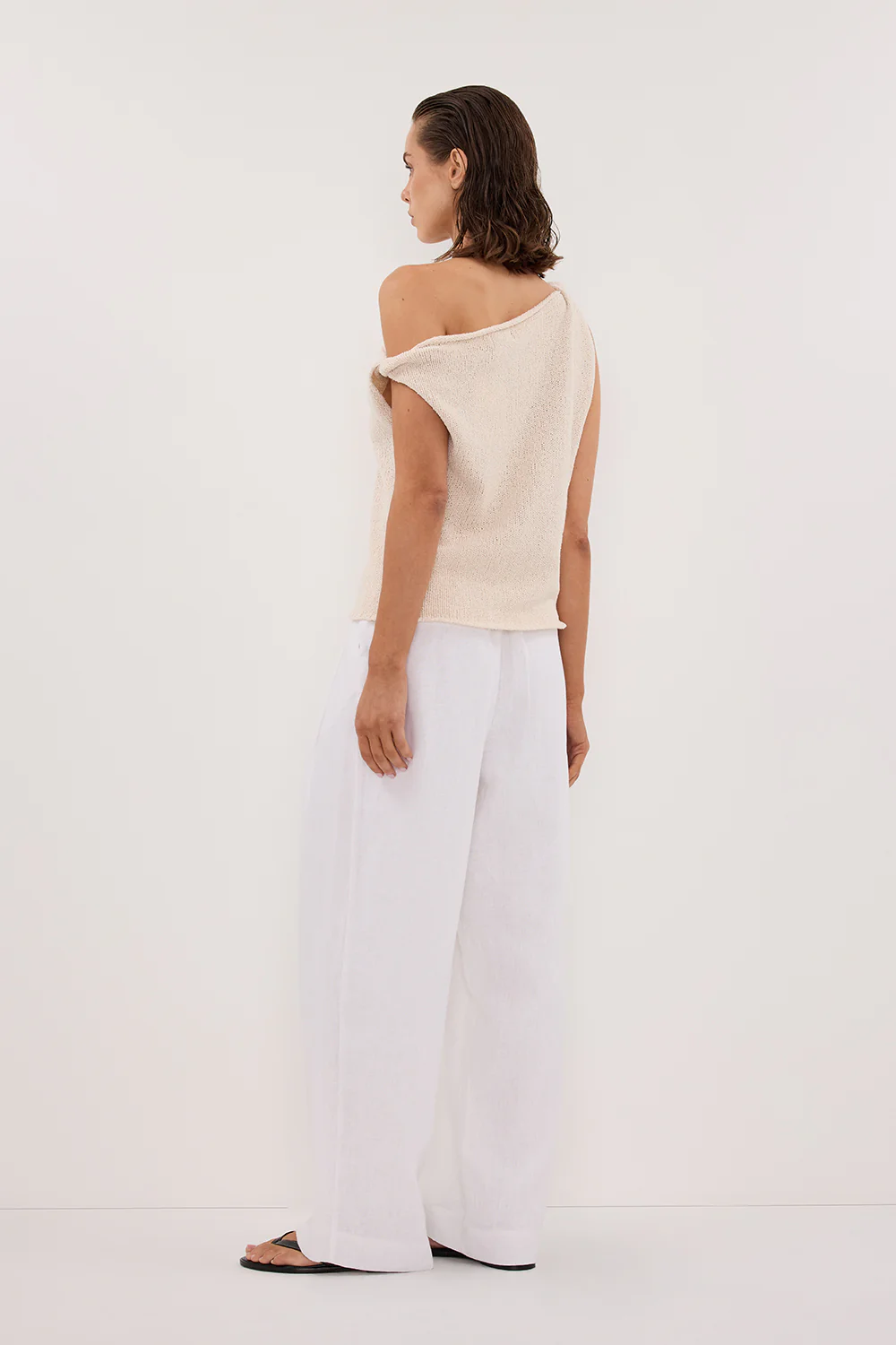 KARA SANDSTONE ASYM KNIT TOP - Gamepaces