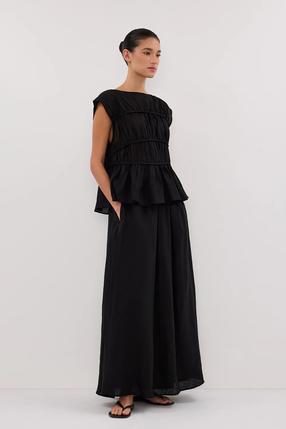 GEMIMA BLACK LINEN MIDI SKIRT - Gamepaces