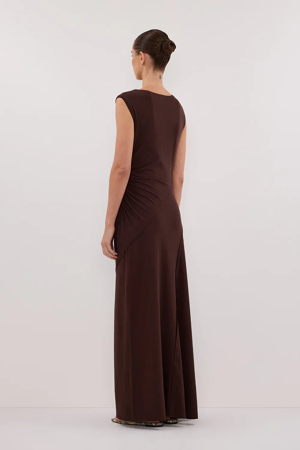 HADLEY CHOC SLEEVELESS KNIT MAXI DRESS - Gamepaces