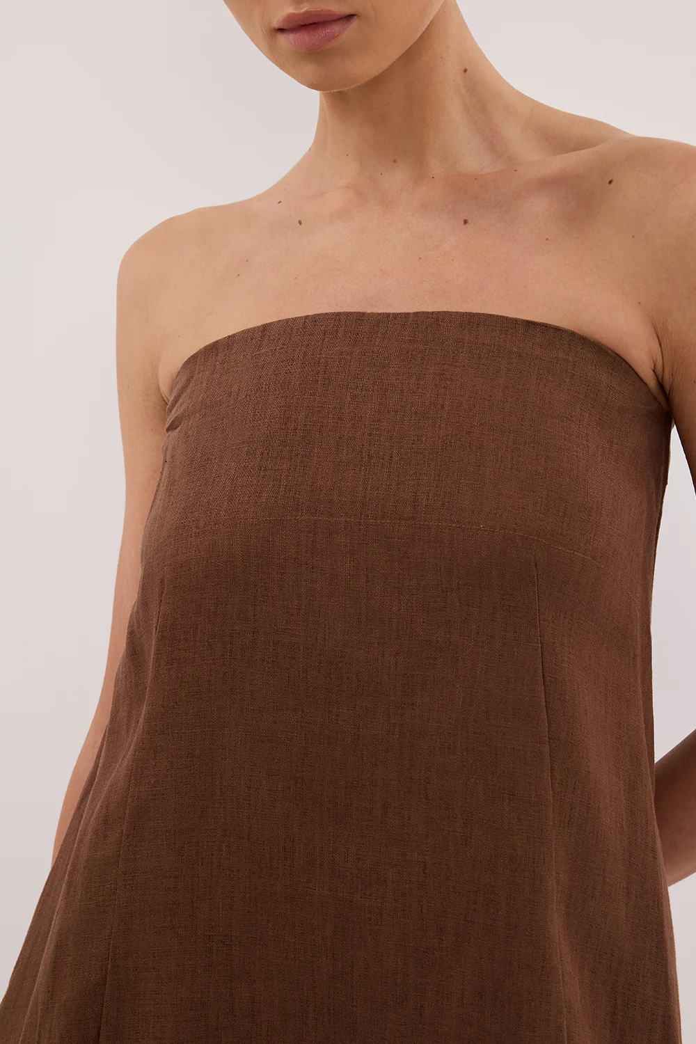 KINSLEY FONDANT LINEN STRAPLESS MIDI DRESS - Gamepaces