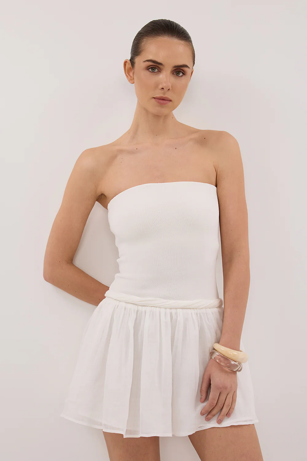 COCO WHITE STRAPLESS HYBRID MINI DRESS - Gamepaces
