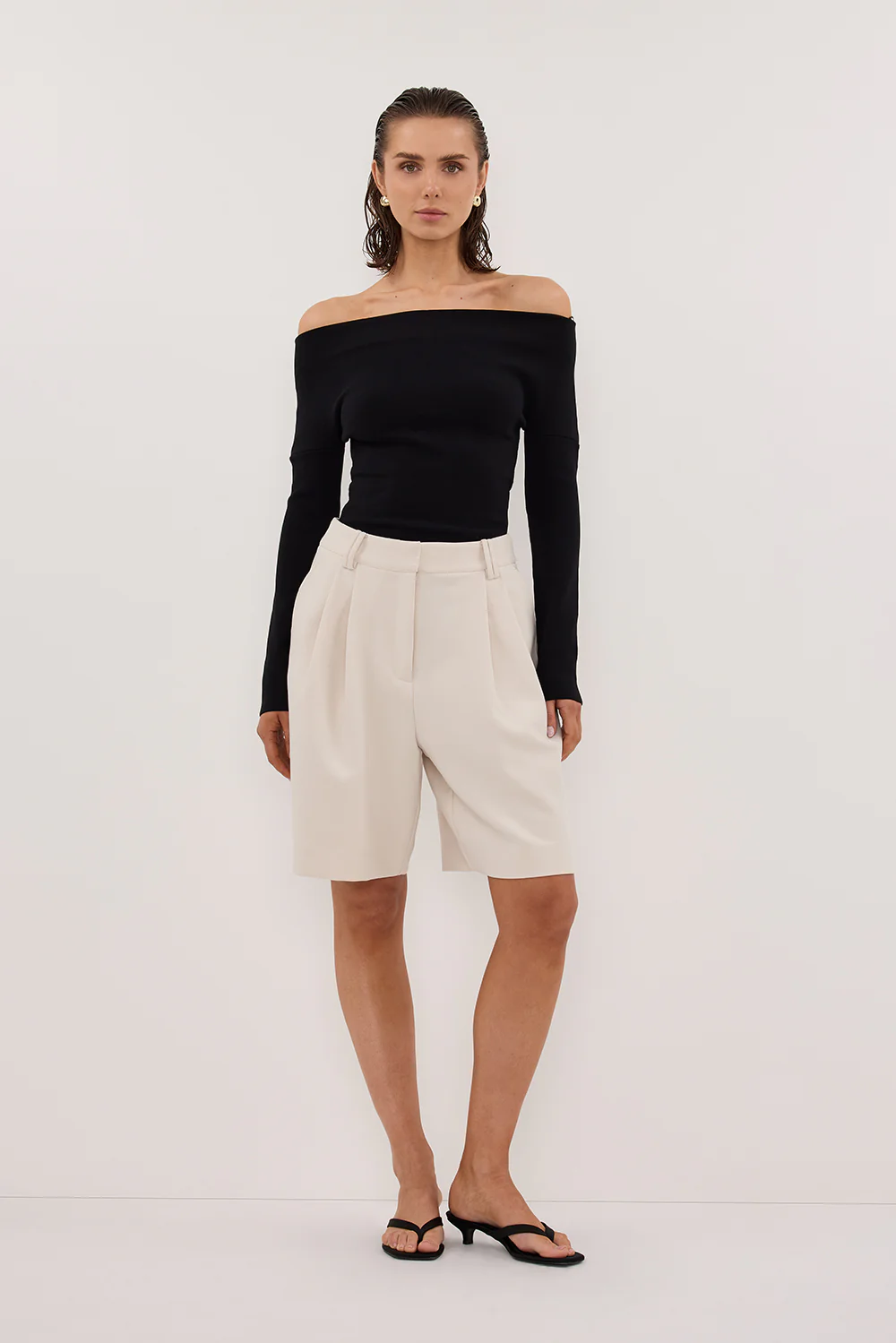 ASTRID BLACK LONG SLEEVE KNIT TOP - Gamepaces