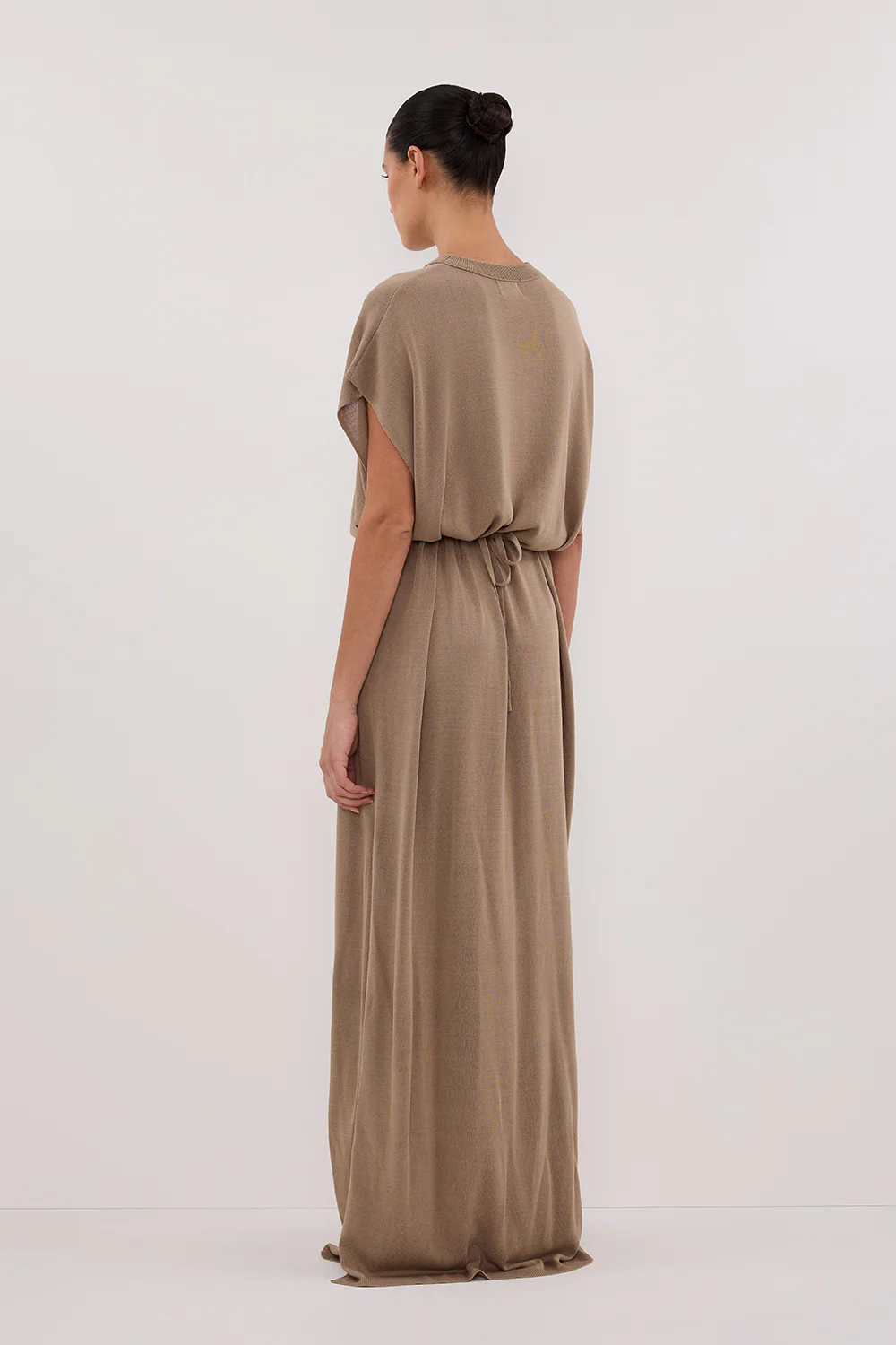 JACKI SAGE SLEEVELESS KNIT MAXI DRESS - Gamepaces