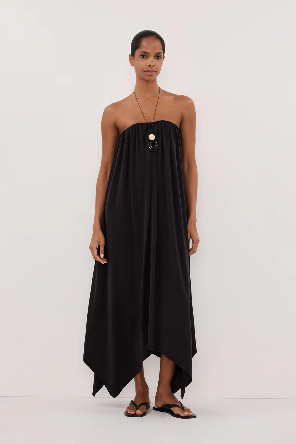 AVA BLACK STRAPELESS MIDI DRESS - Gamepaces