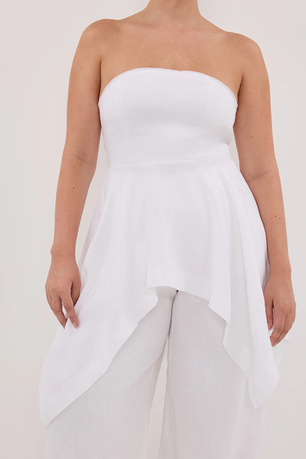 LUNA WHITE LINEN HANDKERCHIEF TOP - Gamepaces