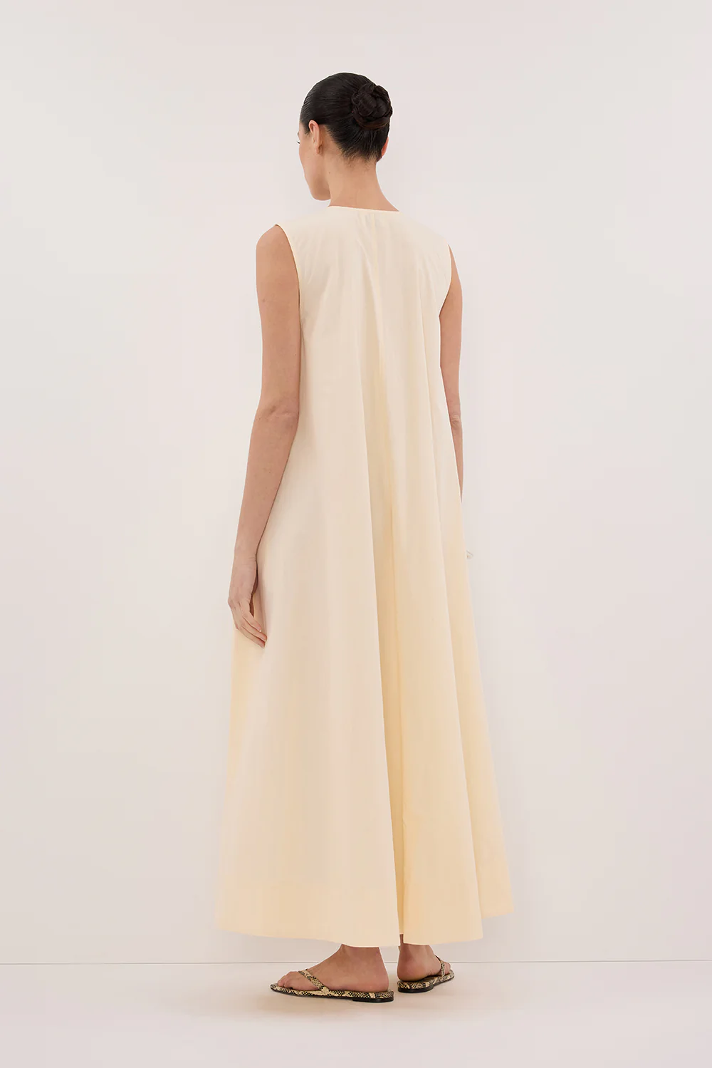 GABBY BUTTERMILK OVERSIZED COTTON MIDI DRESS - Gamepaces