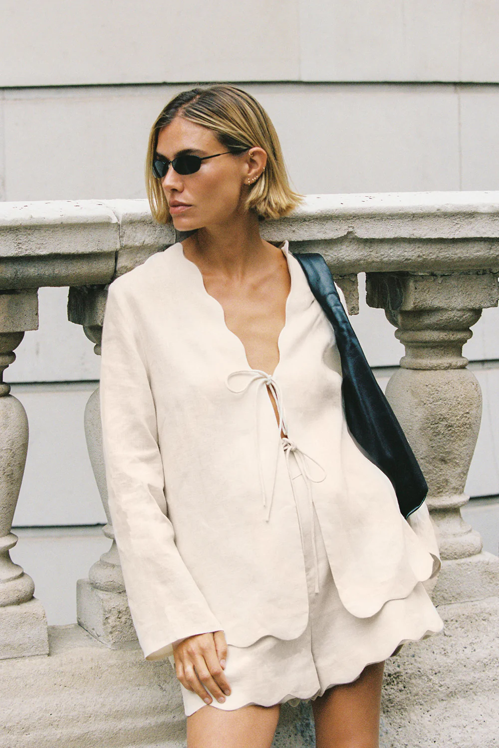 LELA SANDSTONE LONG SLEEVE LINEN TOP - Gamepaces