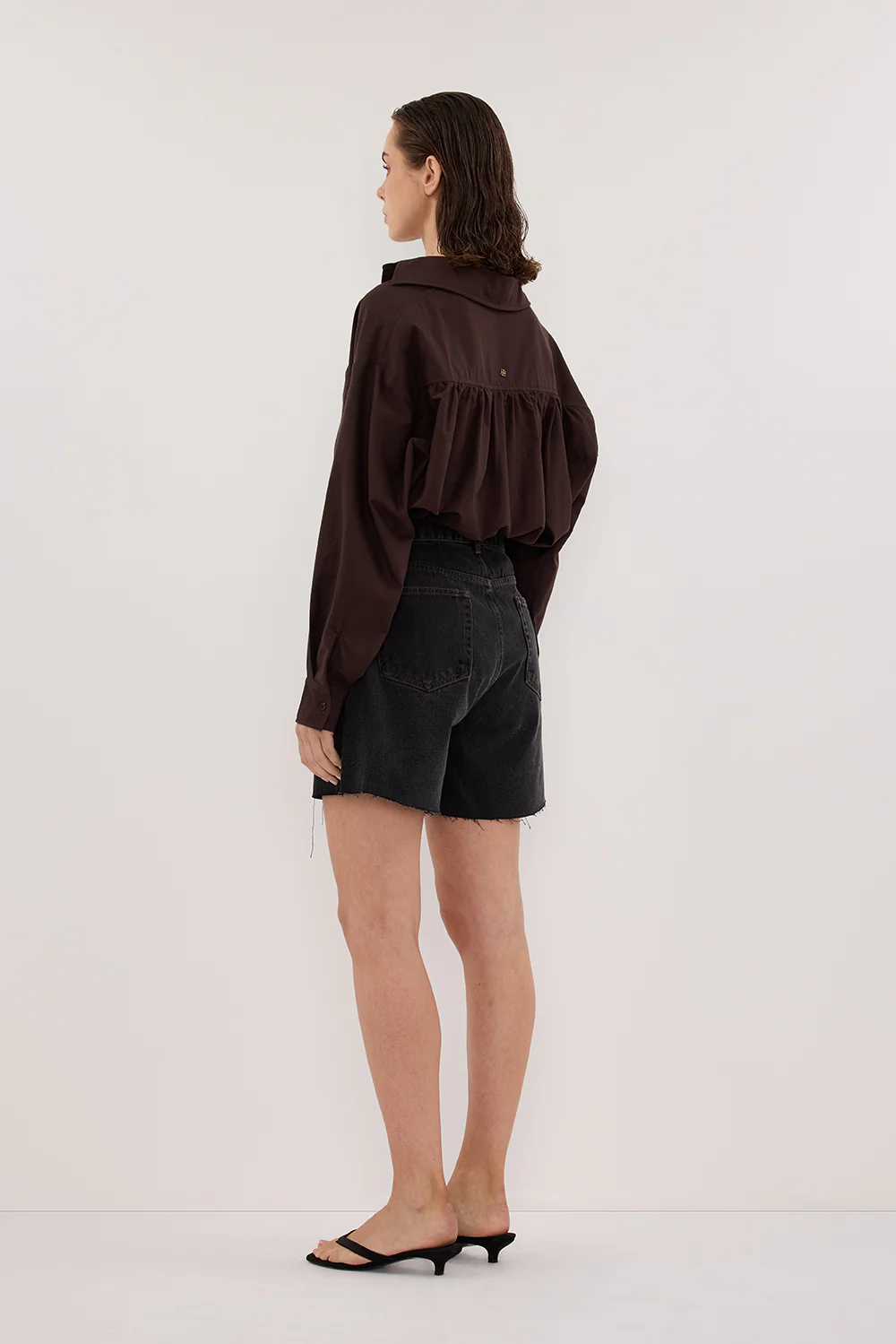 MARLEY BLACK RINSE DENIM SHORT - Gamepaces