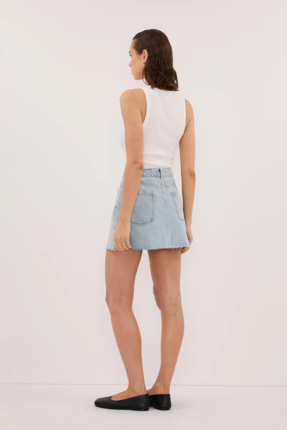 DANA LIGHT RINSE DENIM MINI SKIRT - Gamepaces