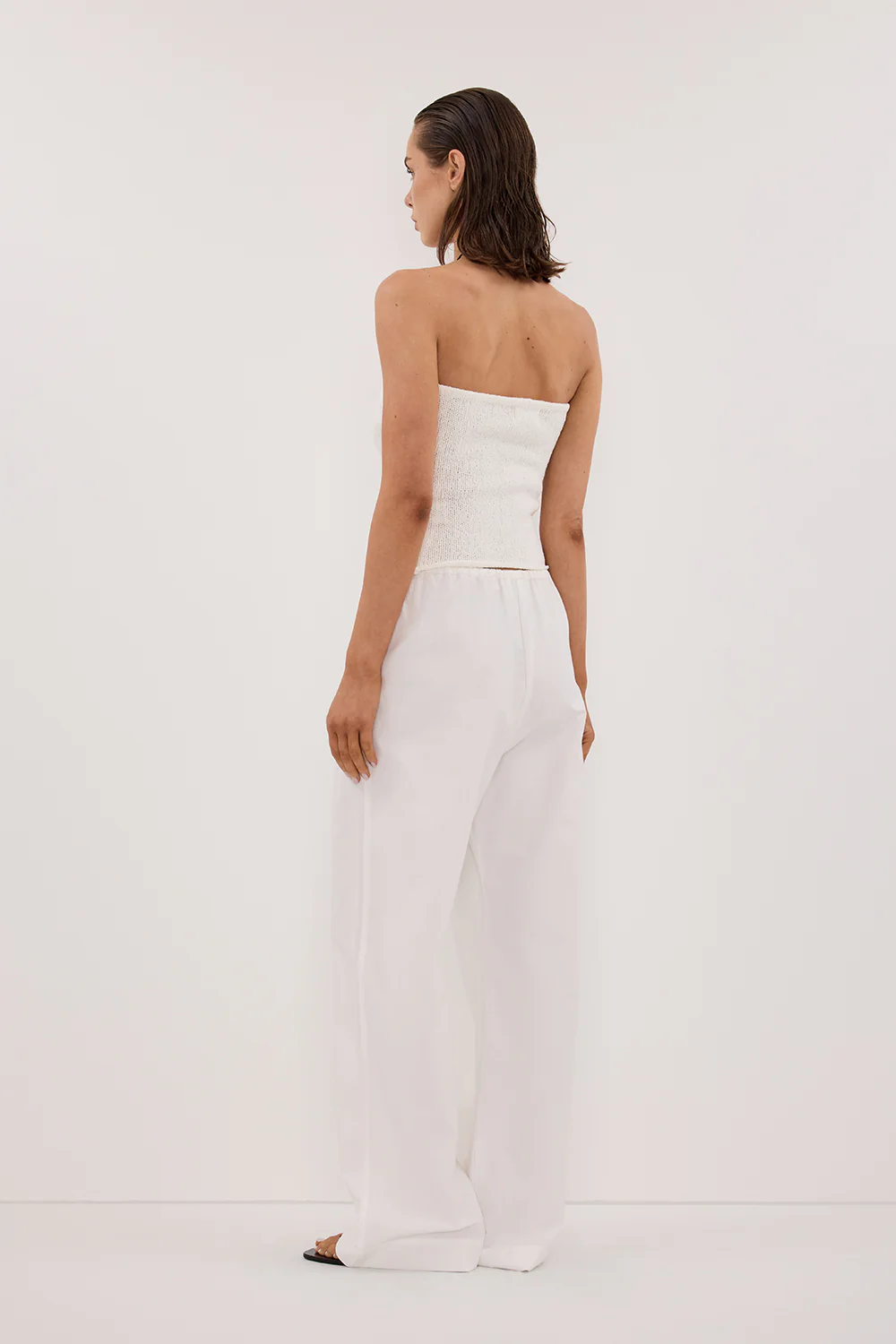 KARA OFF WHITE STRAPLESS BANDEAU KNIT TOP - Gamepaces