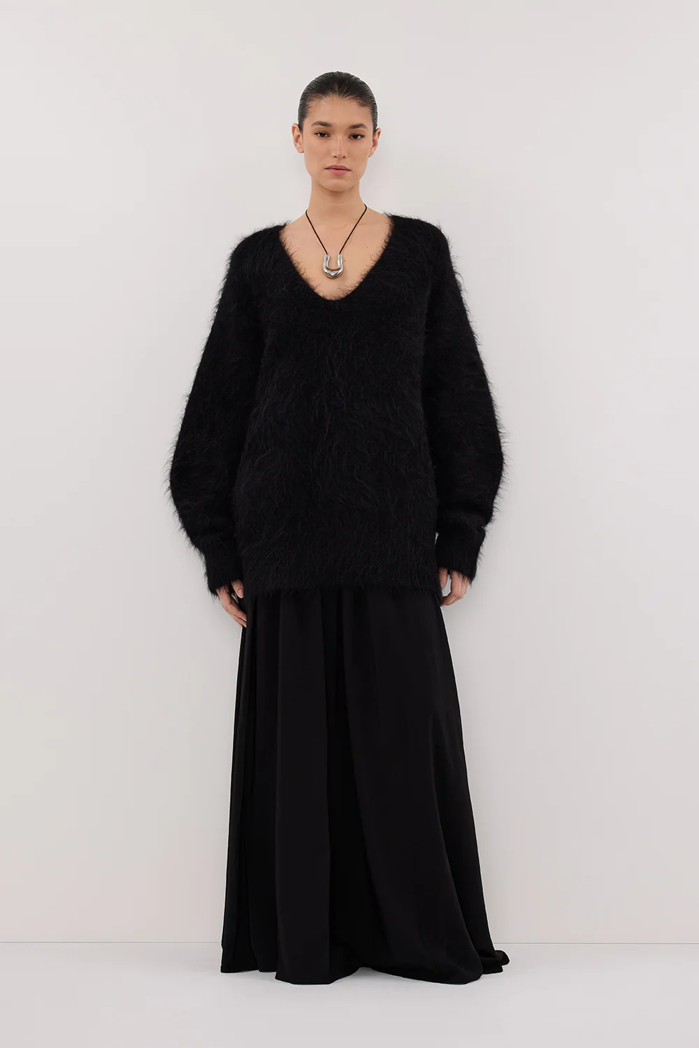 SIERRA BLACK TEXTURED MIDI SKIRT - Gamepaces