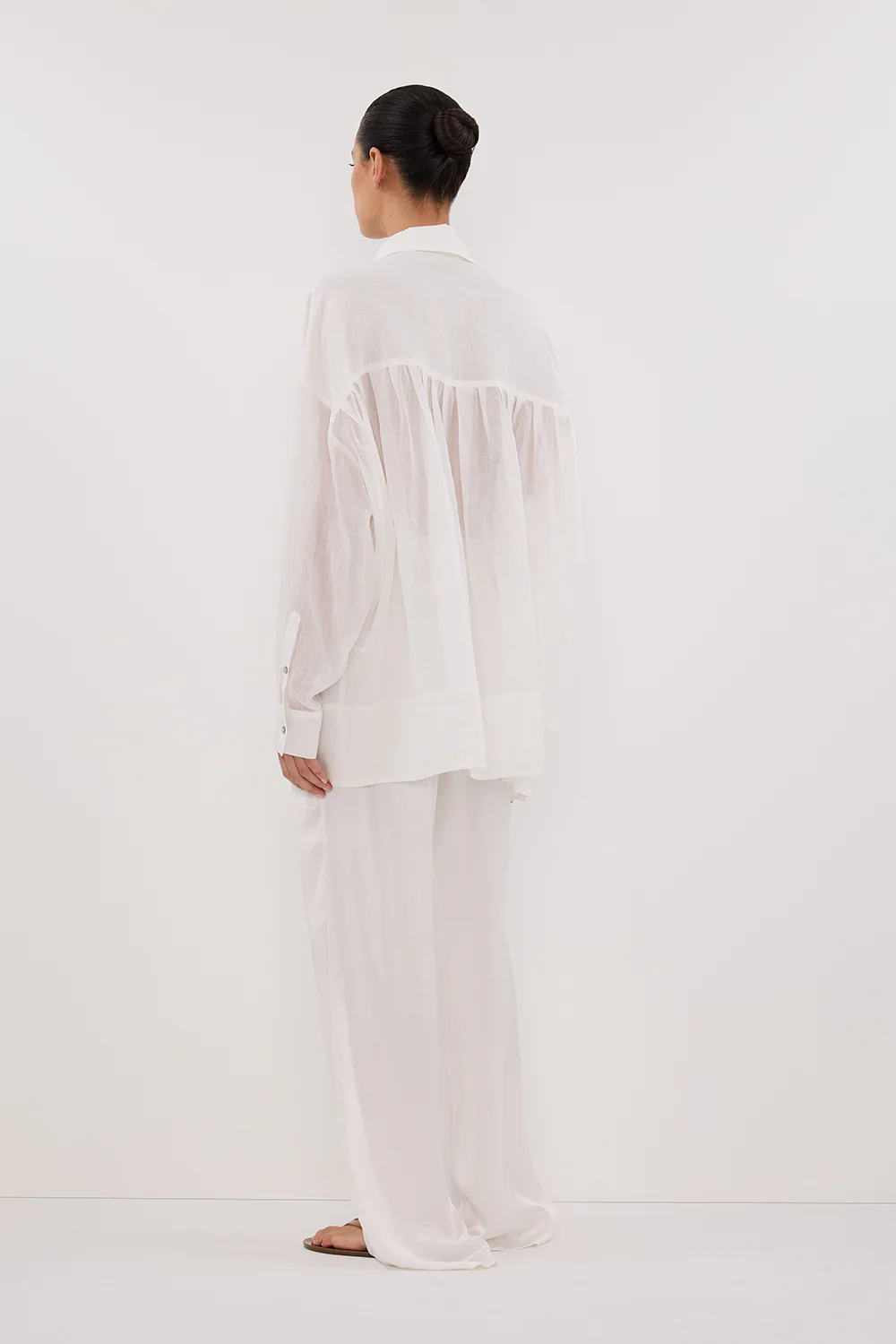 KAI WHITE OVERSIZED RAMIE LONG SLEEVE SHIRT - Gamepaces
