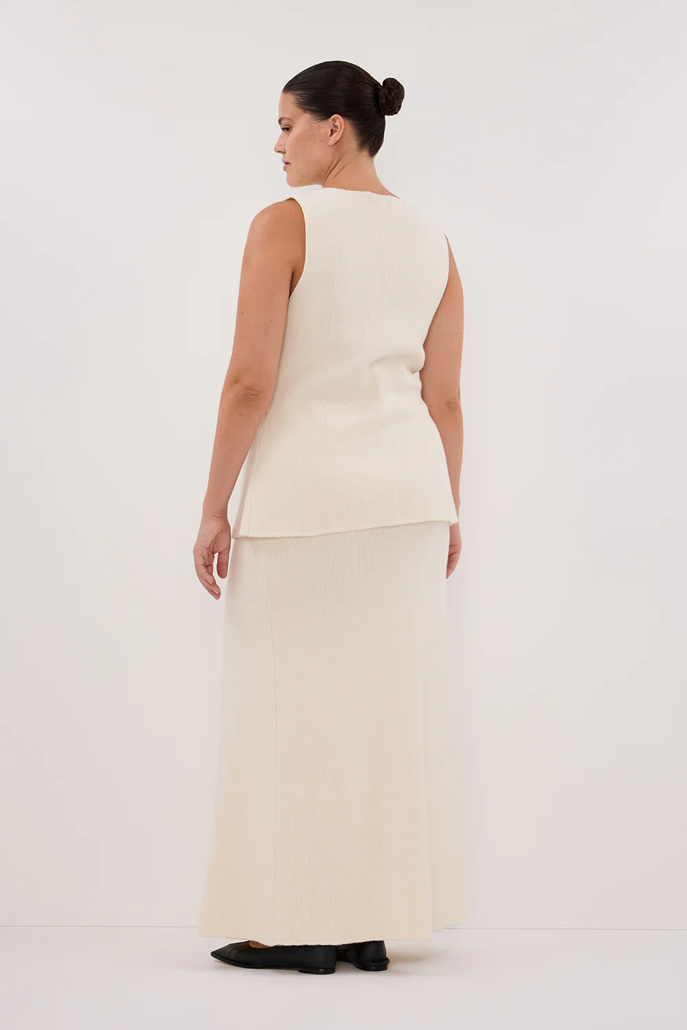 AVA CREAM LONGLINE KNIT MIDI SKIRT - Gamepaces