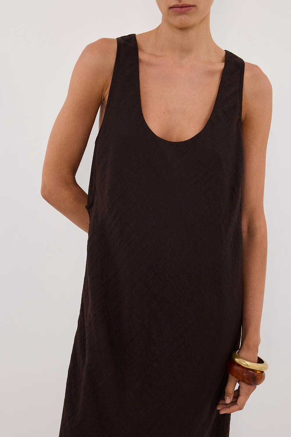 SHILOH BITTER CHOC SCOOP NECK MIDI DRESS - Gamepaces