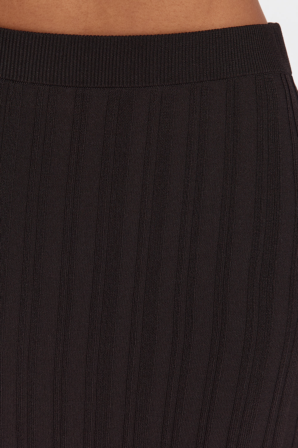 SYLVIA BITTER CHOC KNIT MIDI SKIRT - Gamepaces