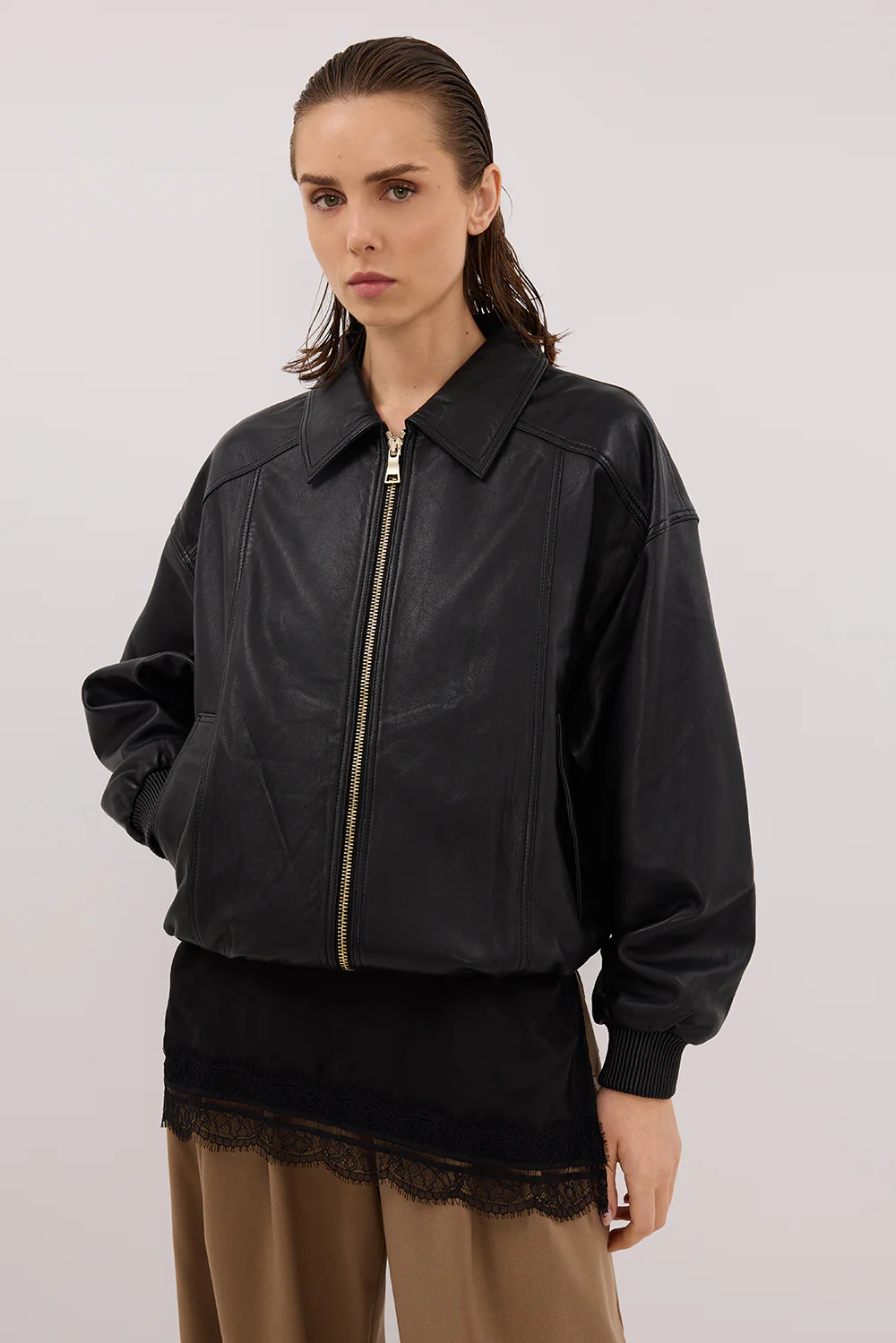 HUTTON BLACK LEATHER BOMBER JACKET - Gamepaces