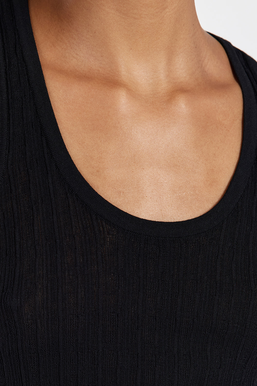 ALMA BLACK TEXTURED SCOOP KNIT TANK - Gamepaces