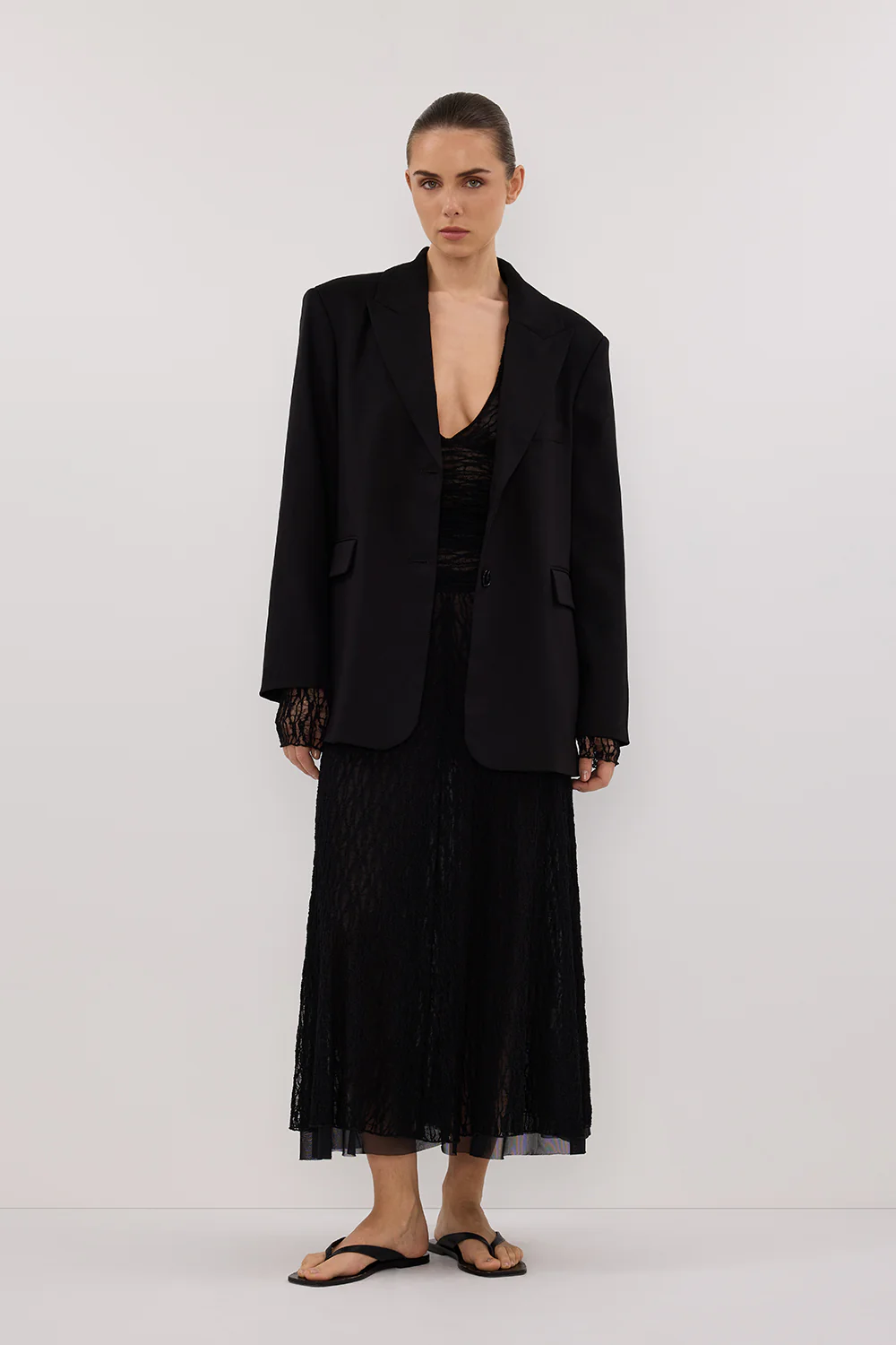 LIZZIE BLACK LACE LONG SLEEVE MAXI DRESS - Gamepaces