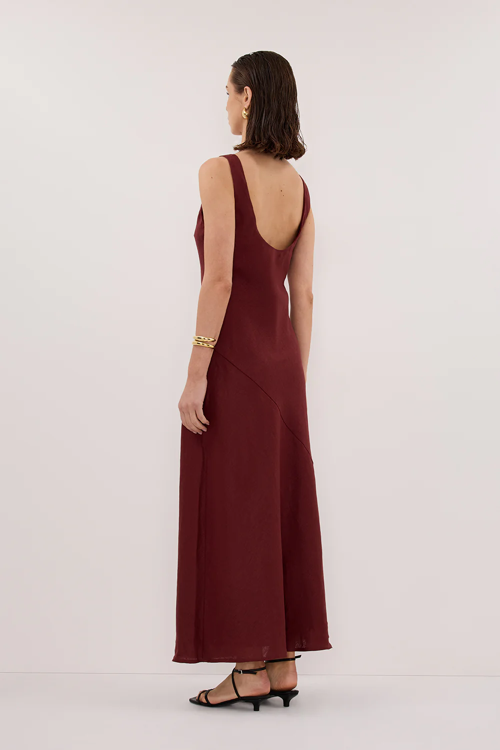 LACY SAHARA SLEEVELESS LINEN MIDI DRESS - Gamepaces