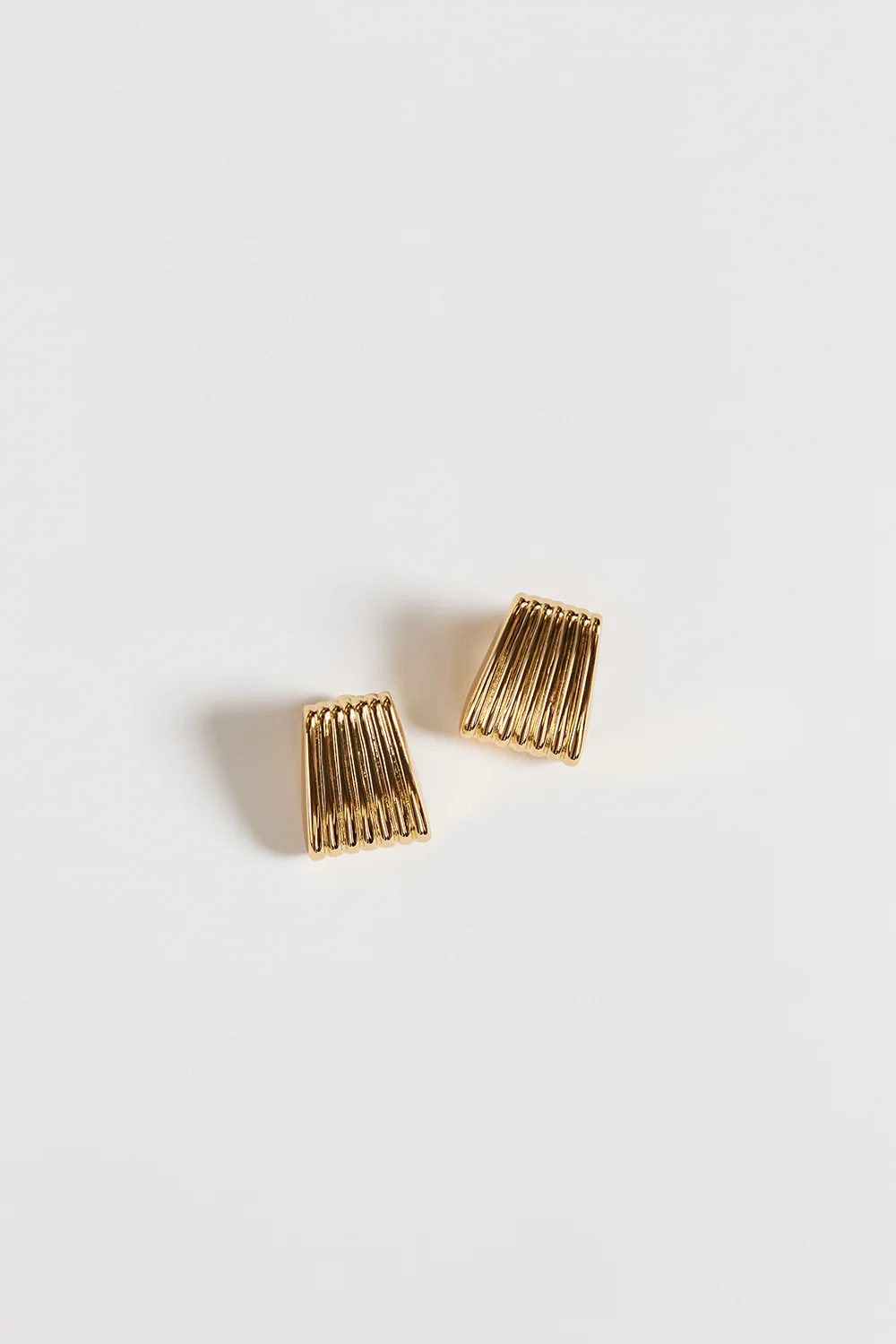 HEAVEN MAYHEM RIBBED GOLD EARRING - Gamepaces
