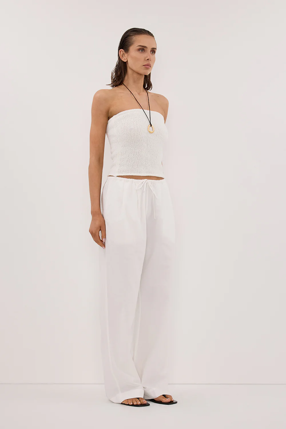 KARA OFF WHITE STRAPLESS BANDEAU KNIT TOP - Gamepaces
