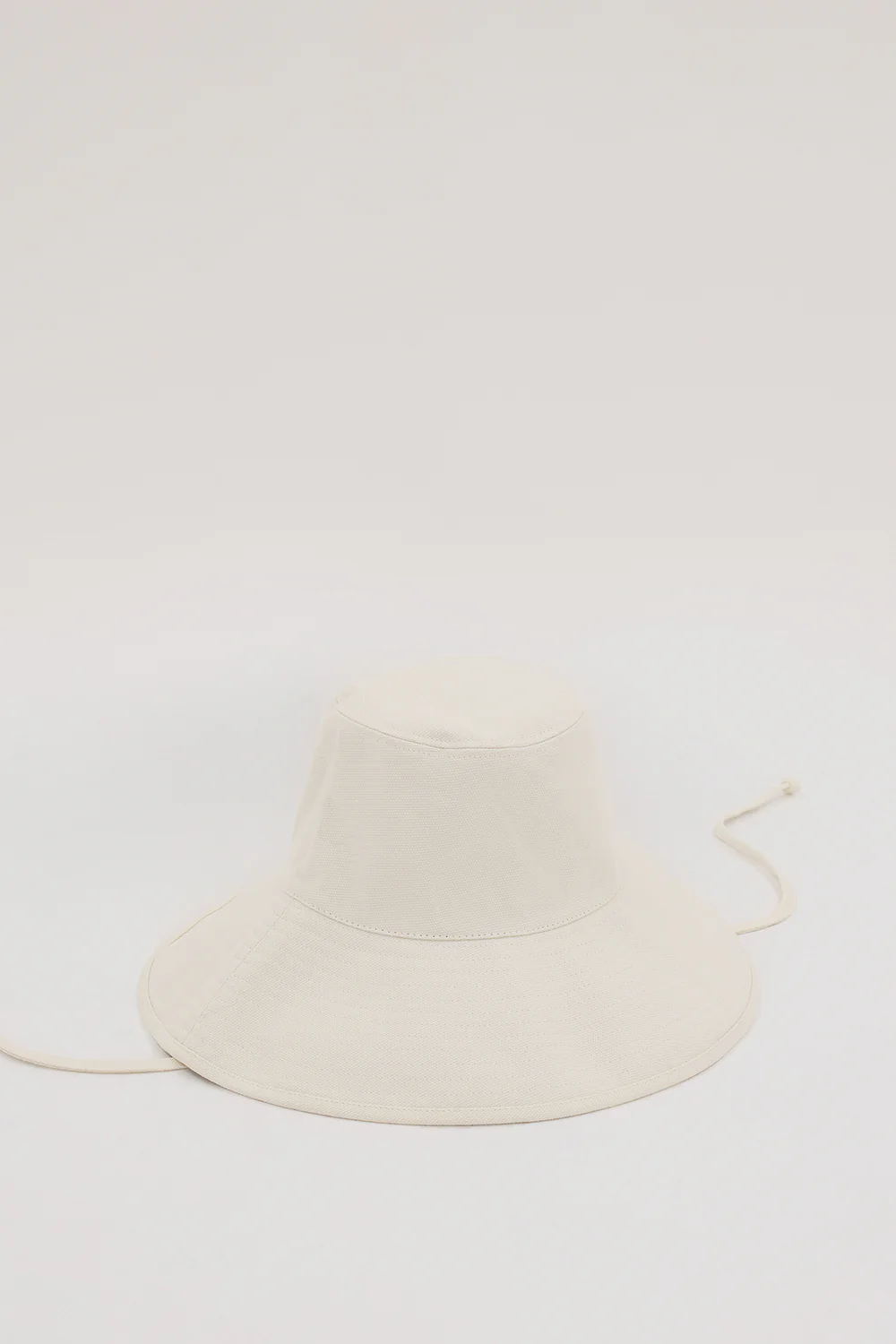 LACK OF COLOR THE HOLIDAY COCONUT BUCKET HAT - Gamepaces