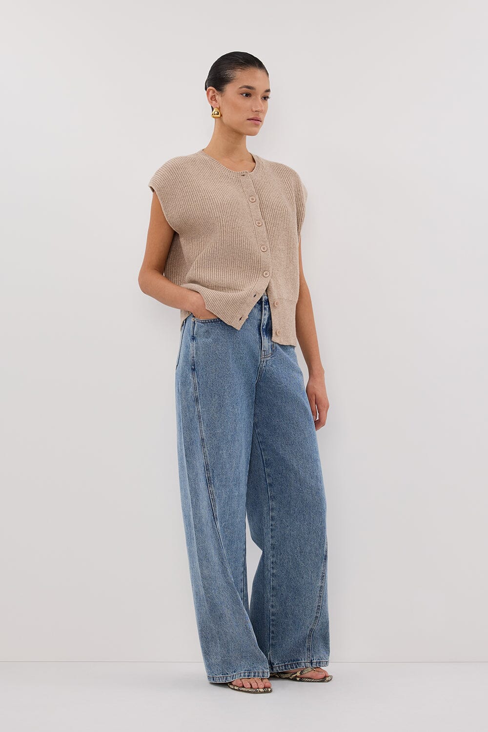 KATE OAT MARLE KNIT VEST - Gamepaces