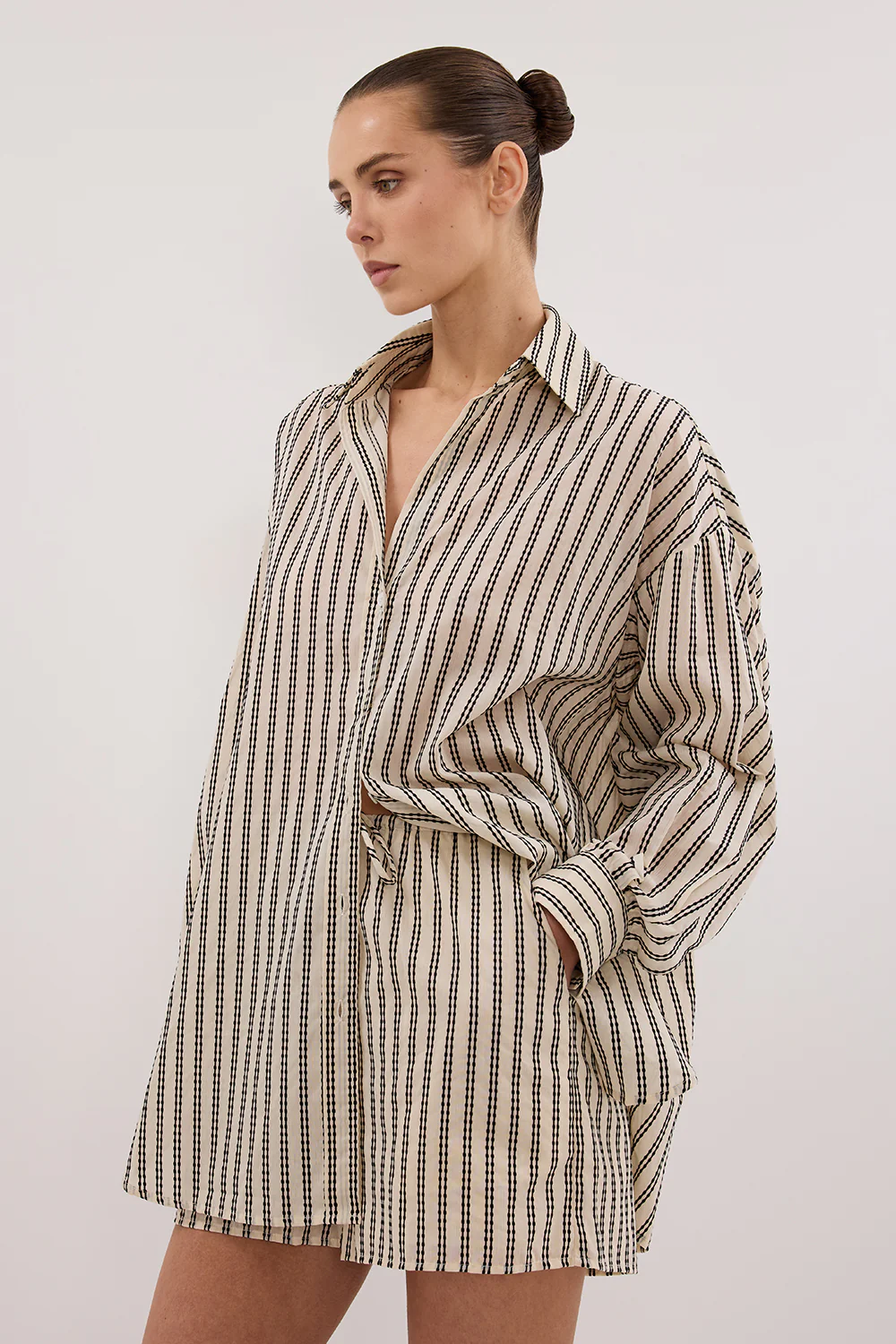 ELLIE CREAM STRIPE DRAWSTRING SHORTS - Gamepaces