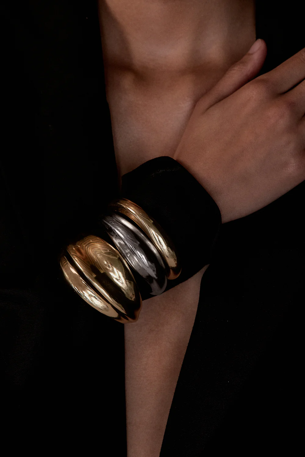 M  GA SIMONE GOLD CUFF BRACELET - Gamepaces