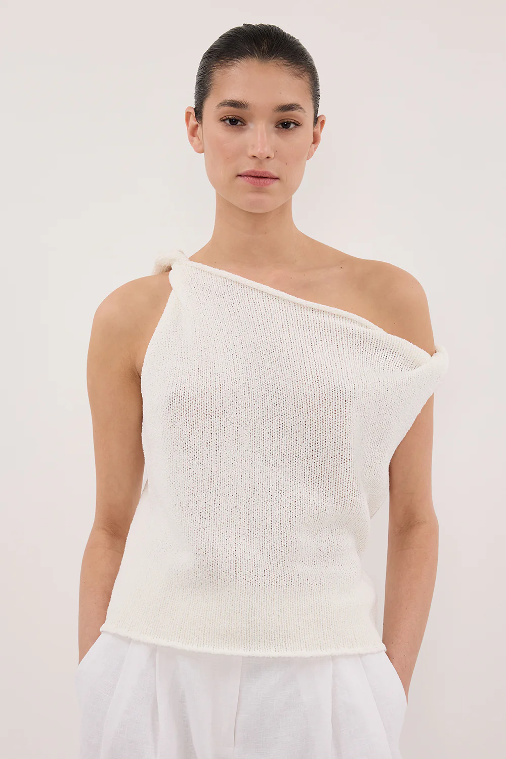 KARA OFF WHITE ASYM KNIT TOP - Gamepaces